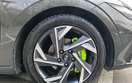 Hyundai Elantra, 2023 год, 1 350 007 рублей, 20 фотография