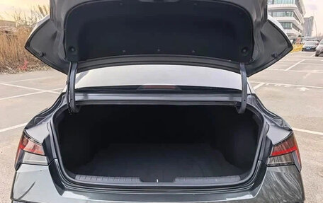 Hyundai Elantra, 2023 год, 1 350 007 рублей, 21 фотография