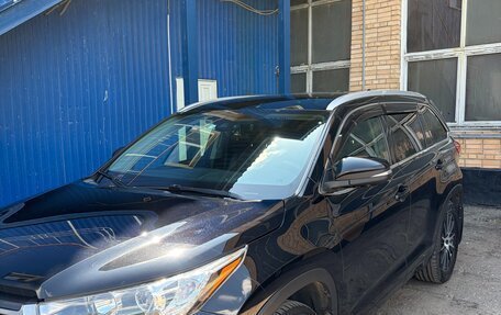 Toyota Highlander III, 2017 год, 2 650 000 рублей, 5 фотография