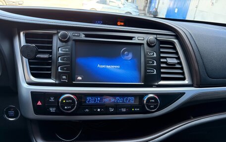 Toyota Highlander III, 2017 год, 2 650 000 рублей, 20 фотография