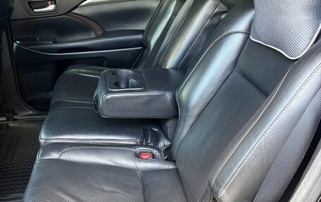 Toyota Highlander III, 2017 год, 2 650 000 рублей, 30 фотография