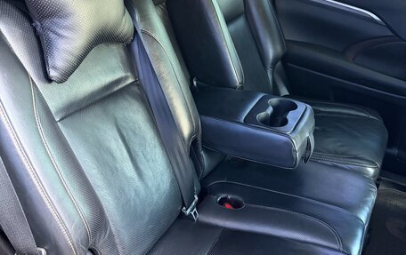 Toyota Highlander III, 2017 год, 2 650 000 рублей, 33 фотография