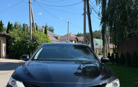 Toyota Camry, 2019 год, 2 700 000 рублей, 2 фотография