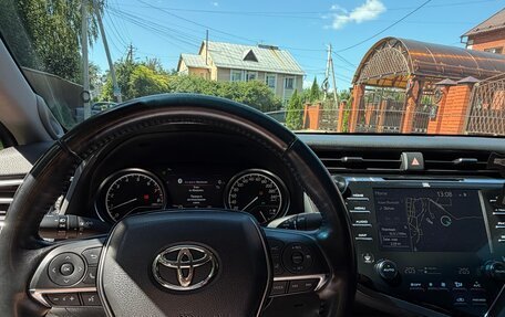Toyota Camry, 2019 год, 2 700 000 рублей, 13 фотография