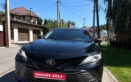 Toyota Camry, 2019 год, 2 700 000 рублей, 11 фотография