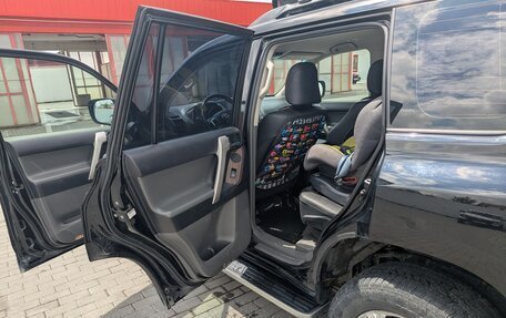 Toyota Land Cruiser Prado 150 рестайлинг 2, 2010 год, 2 250 000 рублей, 12 фотография