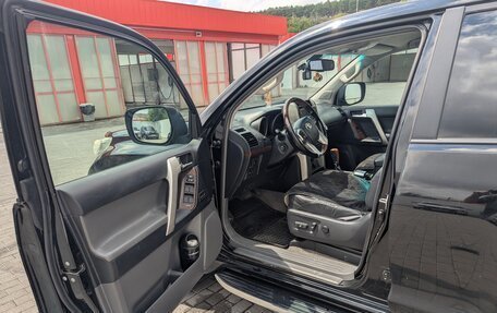 Toyota Land Cruiser Prado 150 рестайлинг 2, 2010 год, 2 250 000 рублей, 10 фотография