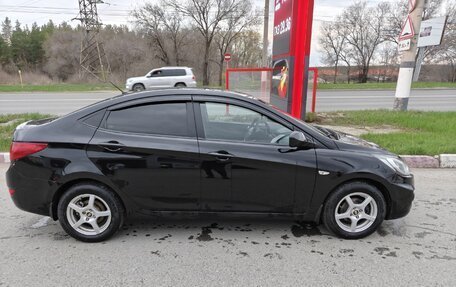 Hyundai Solaris II рестайлинг, 2011 год, 600 000 рублей, 7 фотография