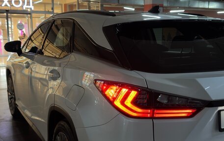 Lexus RX IV рестайлинг, 2017 год, 4 600 000 рублей, 5 фотография
