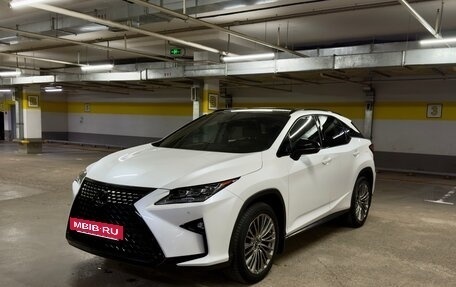 Lexus RX IV рестайлинг, 2017 год, 4 600 000 рублей, 27 фотография