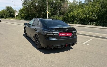 Toyota Camry, 2023 год, 3 250 000 рублей, 9 фотография