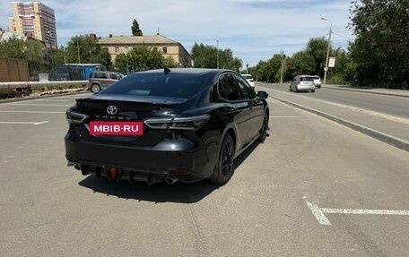 Toyota Camry, 2023 год, 3 250 000 рублей, 5 фотография