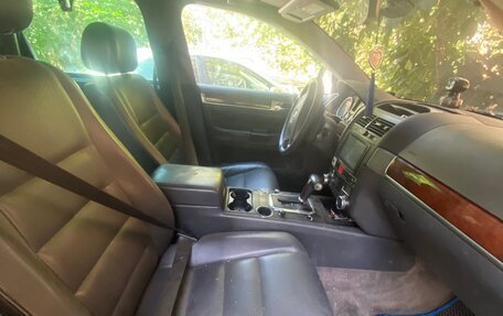 Volkswagen Touareg III, 2003 год, 500 000 рублей, 6 фотография