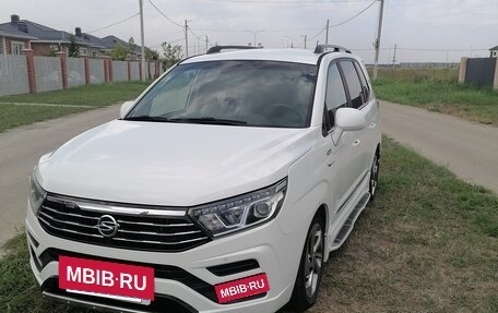 SsangYong Korando Turismo, 2018 год, 2 200 000 рублей, 6 фотография