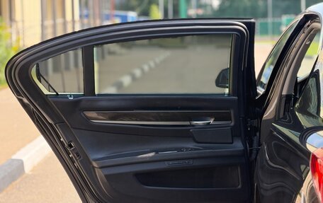 BMW 7 серия, 2012 год, 1 450 000 рублей, 15 фотография
