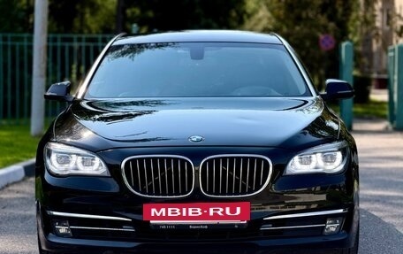 BMW 7 серия, 2012 год, 1 450 000 рублей, 10 фотография