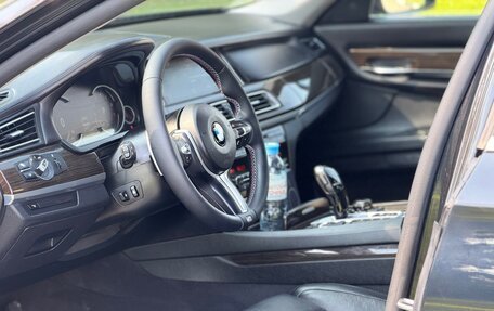 BMW 7 серия, 2012 год, 1 450 000 рублей, 19 фотография