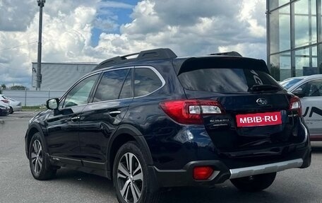 Subaru Outback IV рестайлинг, 2018 год, 2 110 000 рублей, 4 фотография