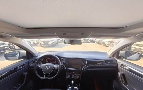Volkswagen T-Roc I, 2022 год, 1 600 777 рублей, 6 фотография