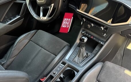 Audi Q3, 2021 год, 2 400 000 рублей, 17 фотография