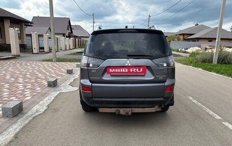 Mitsubishi Outlander III рестайлинг 3, 2008 год, 700 000 рублей, 7 фотография