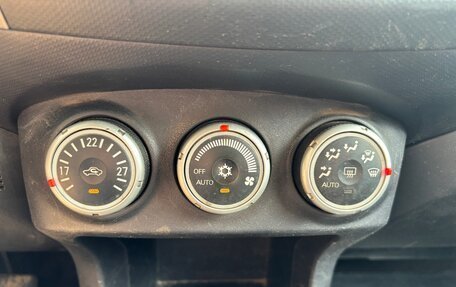 Mitsubishi Outlander III рестайлинг 3, 2008 год, 700 000 рублей, 17 фотография