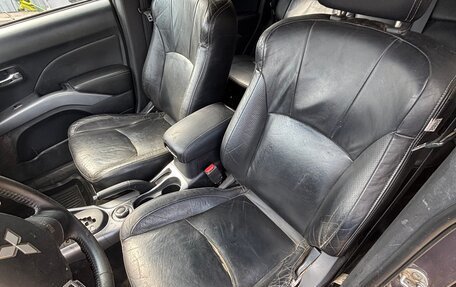 Mitsubishi Outlander III рестайлинг 3, 2008 год, 700 000 рублей, 20 фотография