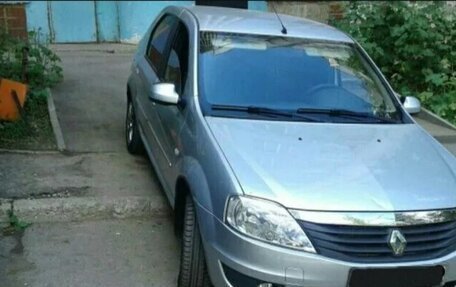 Renault Logan I, 2012 год, 700 000 рублей, 1 фотография