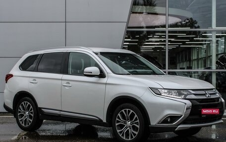 Mitsubishi Outlander III рестайлинг 3, 2017 год, 1 760 000 рублей, 1 фотография
