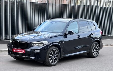 BMW X5, 2019 год, 5 450 000 рублей, 4 фотография