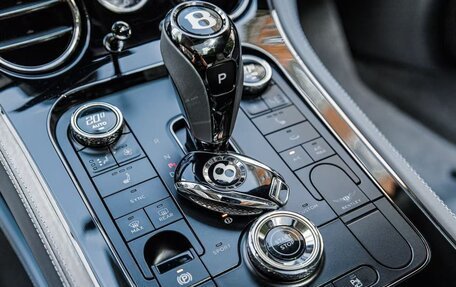 Bentley Continental GT, 2025 год, 38 000 000 рублей, 25 фотография