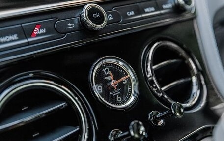 Bentley Continental GT, 2025 год, 38 000 000 рублей, 30 фотография