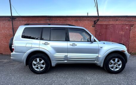 Mitsubishi Pajero III рестайлинг, 2002 год, 690 000 рублей, 5 фотография
