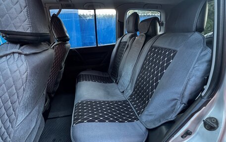 Mitsubishi Pajero III рестайлинг, 2002 год, 690 000 рублей, 37 фотография