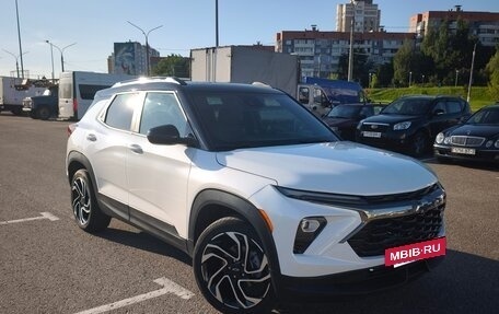 Chevrolet TrailBlazer, 2024 год, 1 980 000 рублей, 2 фотография