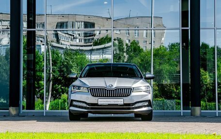Skoda Superb III рестайлинг, 2020 год, 2 900 000 рублей, 3 фотография