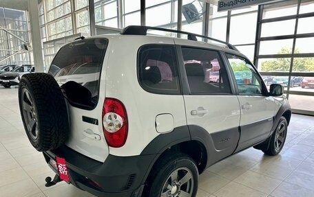 Chevrolet Niva I рестайлинг, 2017 год, 859 900 рублей, 4 фотография