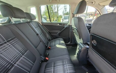 Volkswagen Tiguan I, 2016 год, 909 000 рублей, 13 фотография