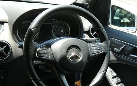 Mercedes-Benz B-Класс, 2016 год, 950 000 рублей, 8 фотография