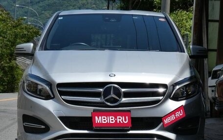 Mercedes-Benz B-Класс, 2016 год, 950 000 рублей, 2 фотография