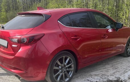 Mazda Axela, 2017 год, 1 370 000 рублей, 2 фотография