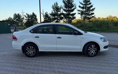 Volkswagen Polo VI (EU Market), 2011 год, 670 000 рублей, 2 фотография