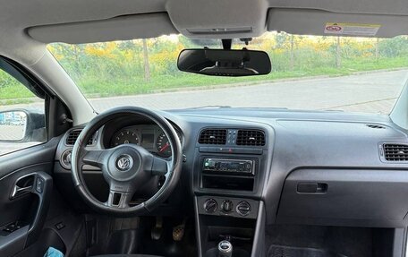 Volkswagen Polo VI (EU Market), 2011 год, 670 000 рублей, 6 фотография