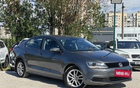 Volkswagen Jetta VI, 2012 год, 769 000 рублей, 3 фотография