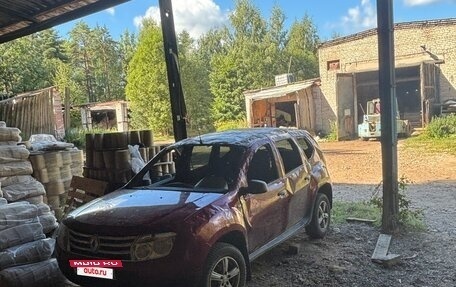 Renault Duster I рестайлинг, 2013 год, 280 000 рублей, 2 фотография