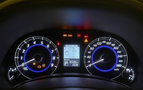 Infiniti QX70, 2016 год, 3 050 000 рублей, 9 фотография