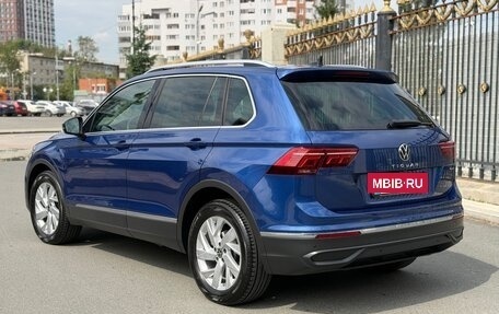 Volkswagen Tiguan II, 2021 год, 3 090 000 рублей, 5 фотография