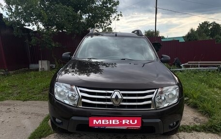 Renault Duster I рестайлинг, 2014 год, 760 000 рублей, 2 фотография
