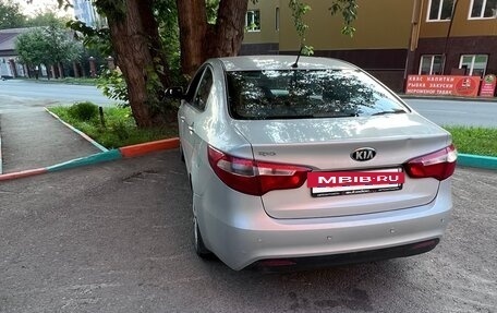 KIA Rio III рестайлинг, 2014 год, 850 000 рублей, 4 фотография