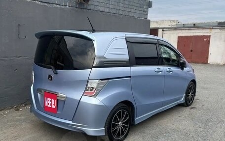 Honda Freed I, 2012 год, 1 230 000 рублей, 3 фотография